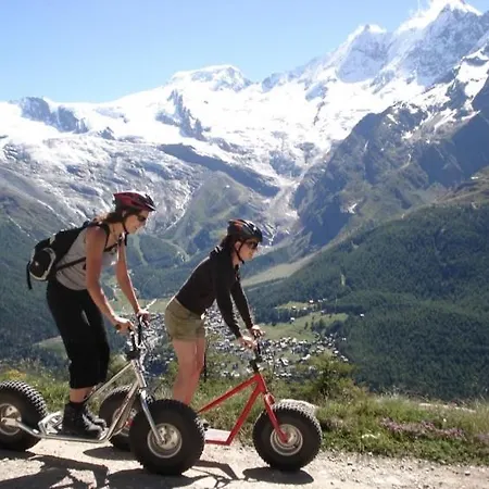 Apartment Saas-fee Sleeps 6 Wifi *